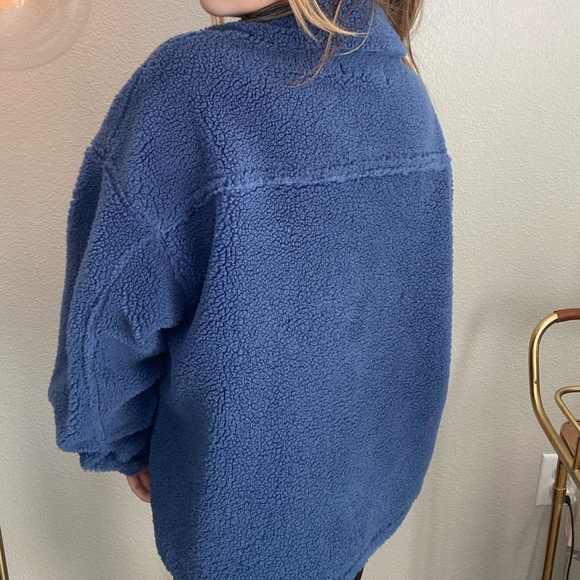 Blue Shacket - Picture 3 of 5